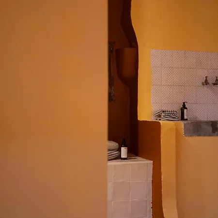 Oda ve Kahvaltı Pepouze Paulhan
